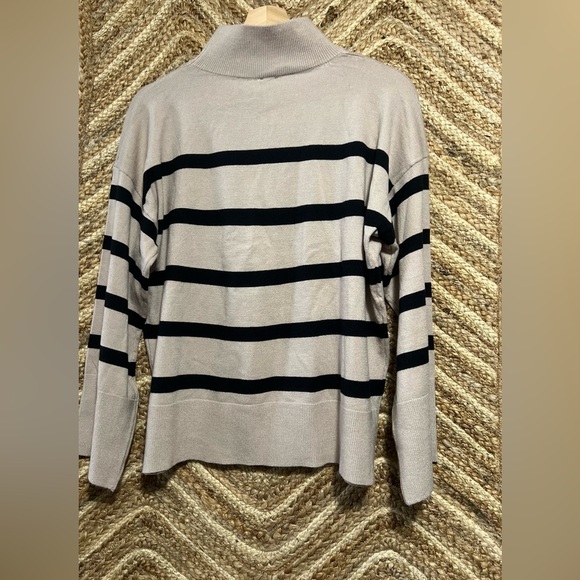 Aaeda Women's Striped Turtleneck Pullover Sweater,Beige and Black,Size L - Picture 3 of 8